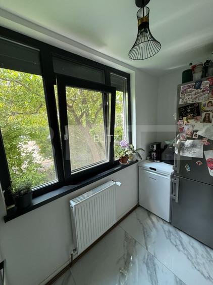 Apartament 3 camere, 64 mp, decomandat, 2 băi, zona Nicolina - 2