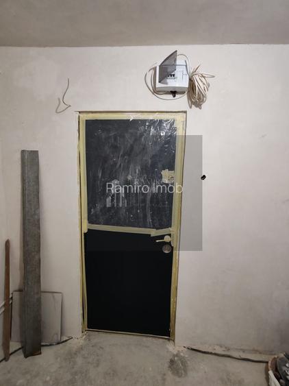 Garsoniera renovata Emil Racovita -Aparatorii Patriei -sector 4 - 6