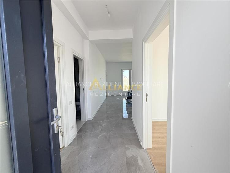 Casa individuala - 4 camere - 108 mp utili - Miorita - 4