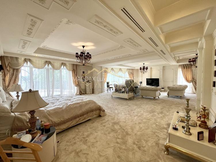 Impressive Villa *1500 SQM usable* 2613 SQM land / Open to the lake - 26