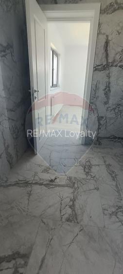 Casă / Vilă cu 5 camere de vânzare - 12