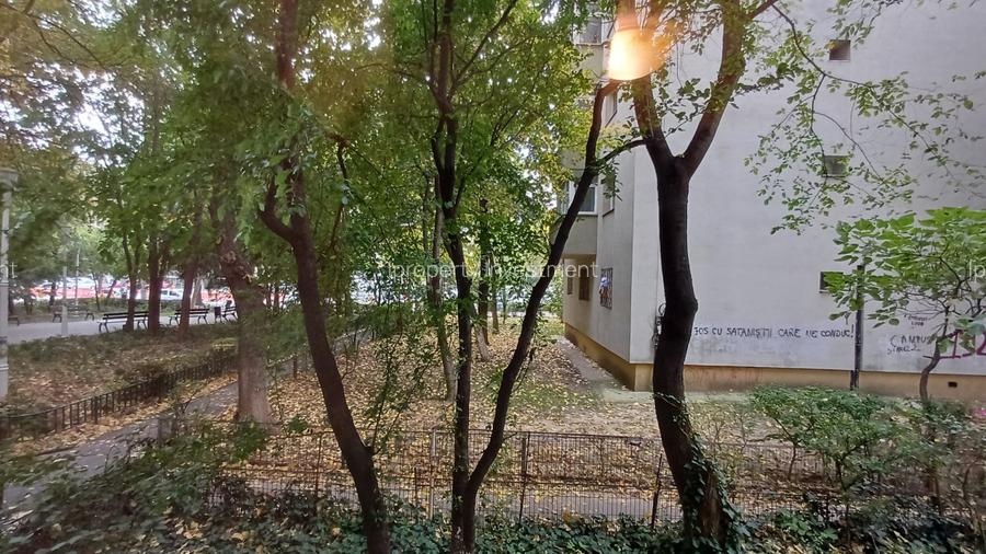 Diham - Chisinau | 2 Camere | Bloc 1980 | Decomandat | Parter - 19