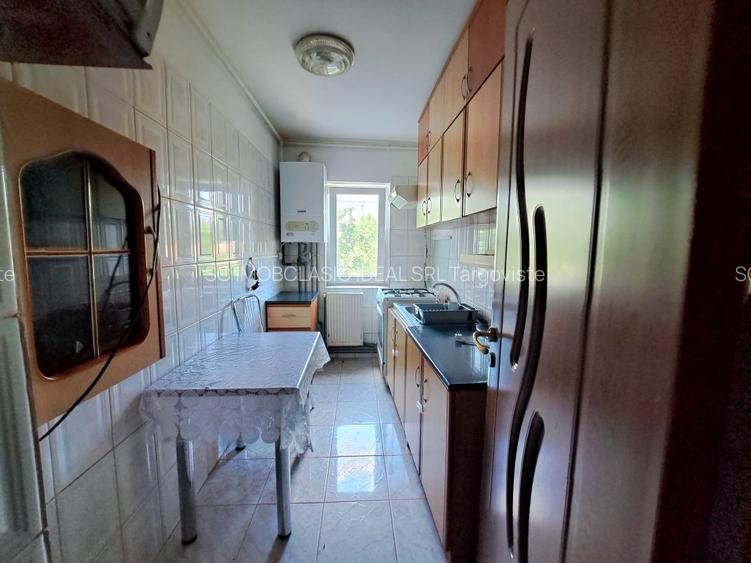 Etaj 1, Micro 8 Targoviste ! Inchiriere apartament 2 camere, zona Polimed - 2