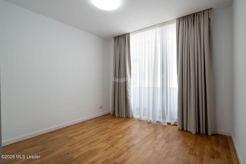 Iancu Nicolae - Vila high-end pe malul lacului, Gradina cu Ponton - 46