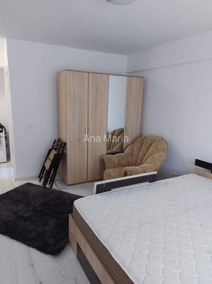 închiriez apartament cu o camera  - 2