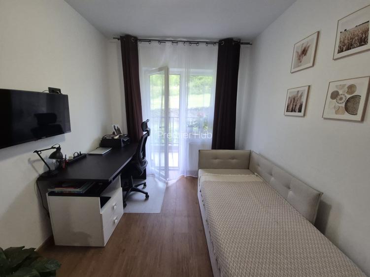 Apartament 3 camere, 62mp, 2 garaje, balcon 12mp, zona Sesul de Sus - 7