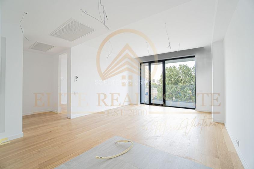 Stațiunea Mamaia - Vânzare apartament cu 2 camere, 2 bai cu vedere la mare. - 2