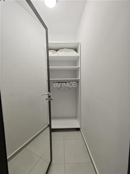 Inchiriere garsoniera decomandata, bloc nou zona Tractorul - 9