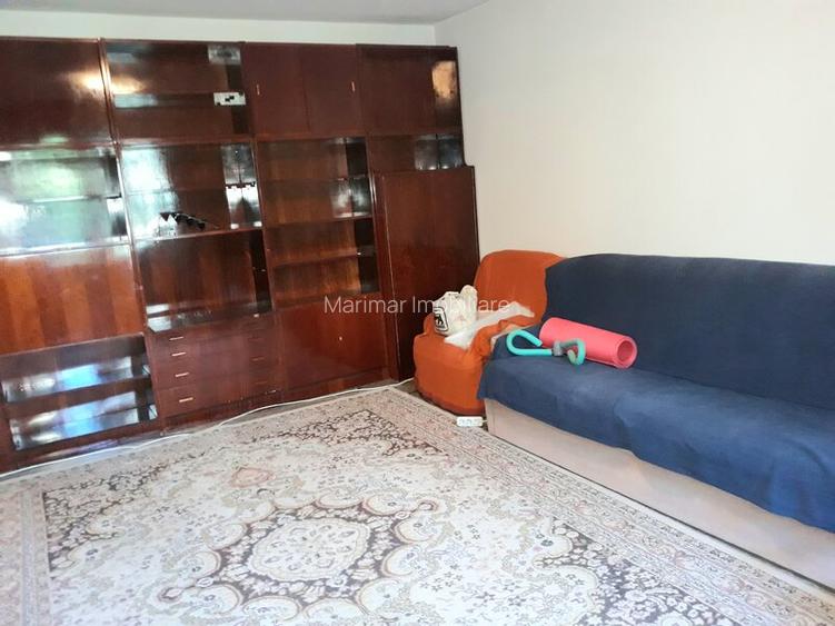 Tei, Maica Domnului, OMV, semistradal, bloc mixt, 1988 - 3