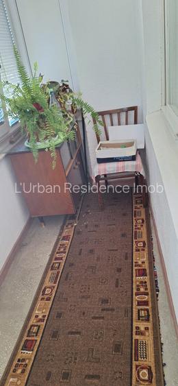 Oltenita - Centru, apartament  4 camere, etaj 1 - 2