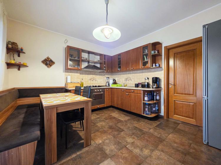 Vila de vanzare P+E cu 4 dormitoare - zona Inel 2 - spatioasa si eleganta. - 7