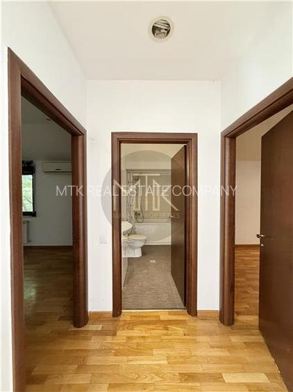 Vila Individuala Spectaculoasa cu Piscina, Erou Iancu Nicolae-Pipera - 39