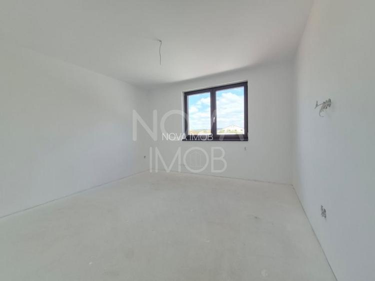 Casa individuala 5 camere + terasa, pivnita si pod amenajabil, Sibiu - 9