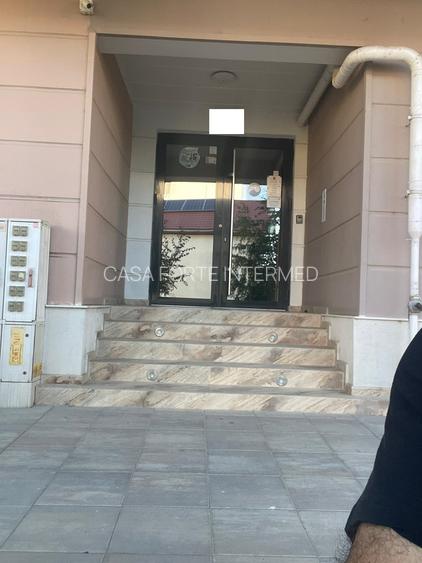 Apartament 3 camere Mamaia zona Hanul cu Peste 100000 euro - 4