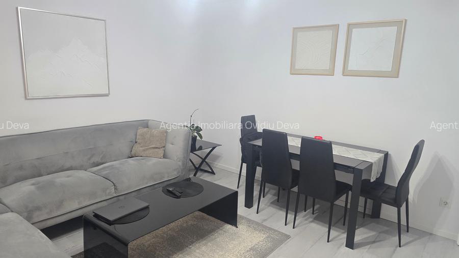 Vand apartament de 3 camere decomandat, in Deva, Imp.Traian, etaj 1, - 2