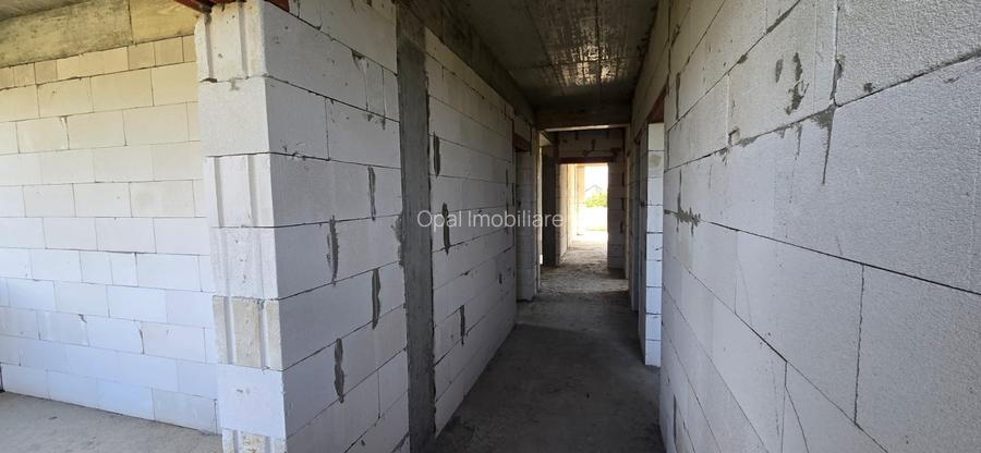 Valu lui Traian - casa P + 1, 6 camere, 336 mp s.u., 450 mp teren - 26