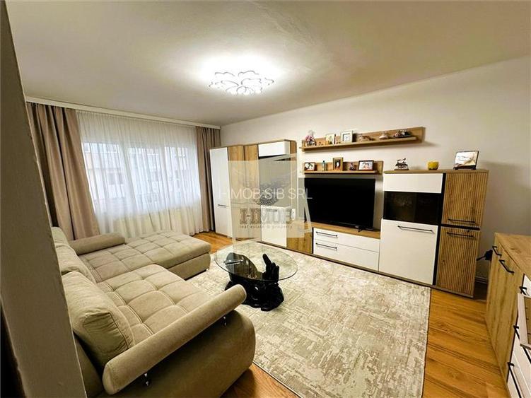 Apartament 3 Camere 65 Mpu Parter Turnisor - 2