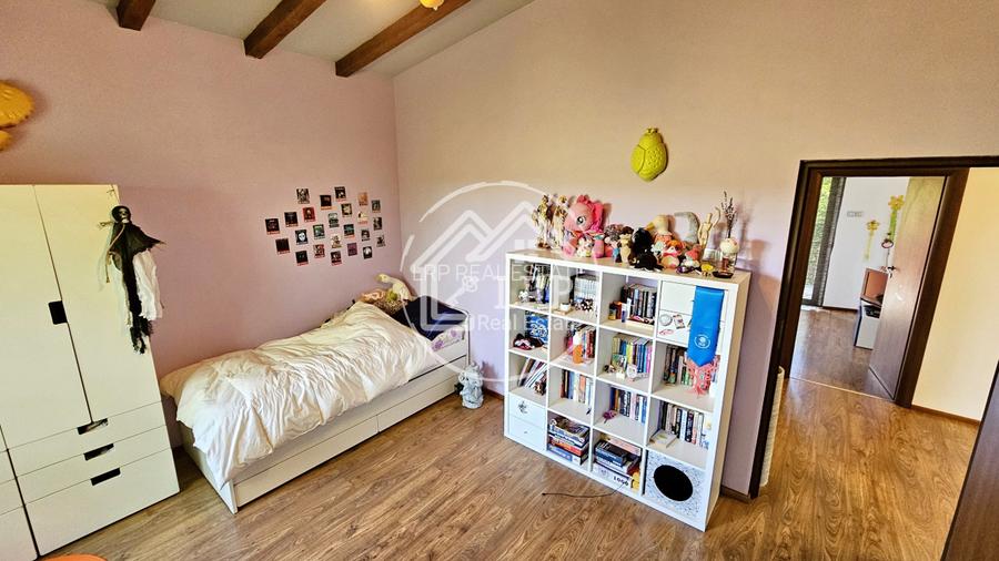 Ciolpani/Izvorani/Padurea Snagov-Vila 5 camere,P+1, 268mp utili, teren 1067mp - 26