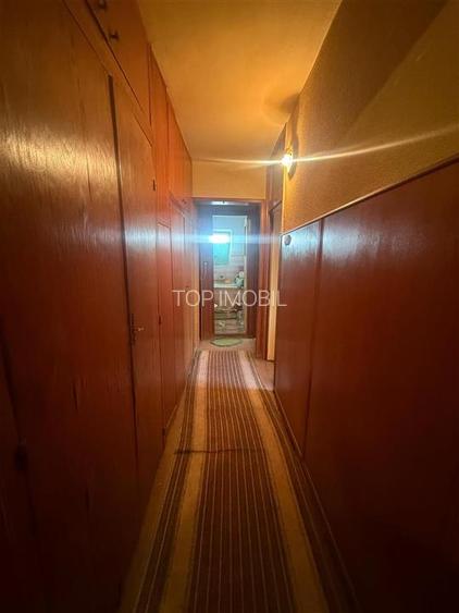 Apartament cu 3 camere  decomandat, 2 bai - Pacurari - Neculau - 5