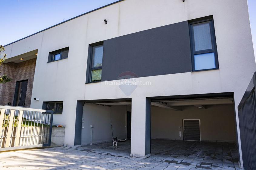 Casă / Vilă cu 5 camere de vânzare în zona Dealuri Oradea - 34