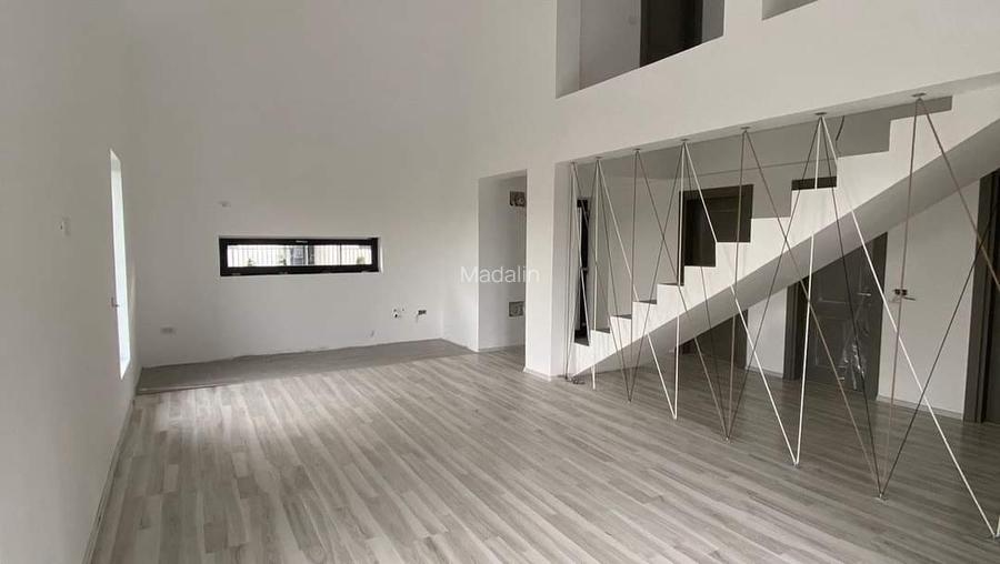 Casa 4 camere Cartier Izvor - 9