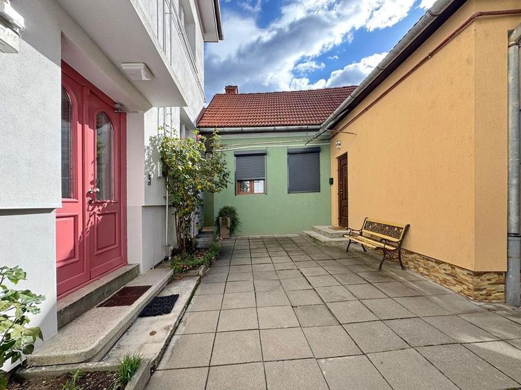GARSONIERA SPATIOASA DE INCHIRIAT IN SCHEI