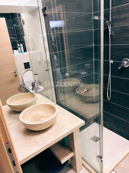 Apartament - 3 camere - decomandat - Calea Mosilor  - 14