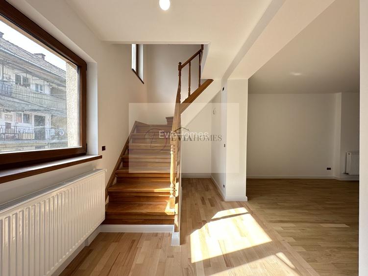 4 camere/ 2 bai / 119 mp/ parcare in curte / zona strazii Bucuresti - 3