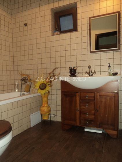 Poiana (Ovidiu) , imobil 4 camere decomandate, constructie 2012 - 18