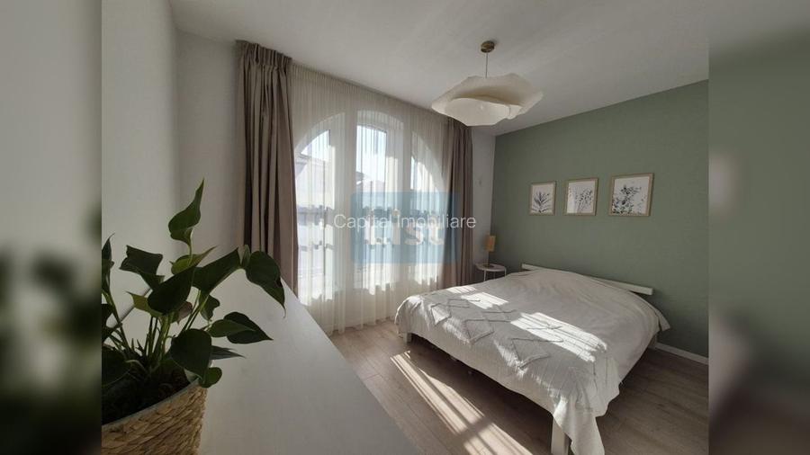 Casa superba la cheie, panouri fotovoltaice, central Dezmir - 7