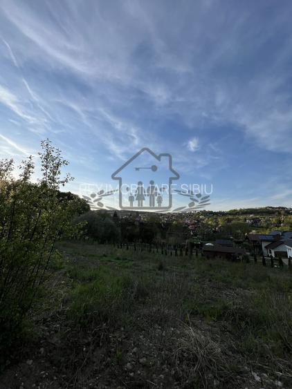 Teren la poalele Cetății Cisnadioarei de vânzare/1250 mp - 7