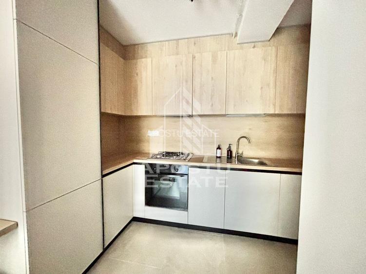 Apartament cu 3 camere,loc de parcare subteran, Circumvalatiunii - 3