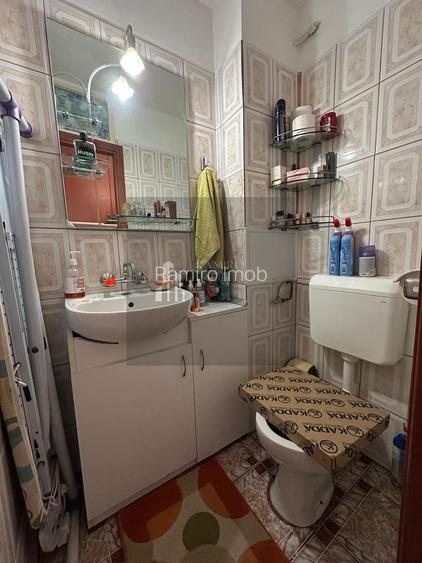 Apartament 3 Camere Decomandat- 70 mp - Metrou 1 Decembrie - 11