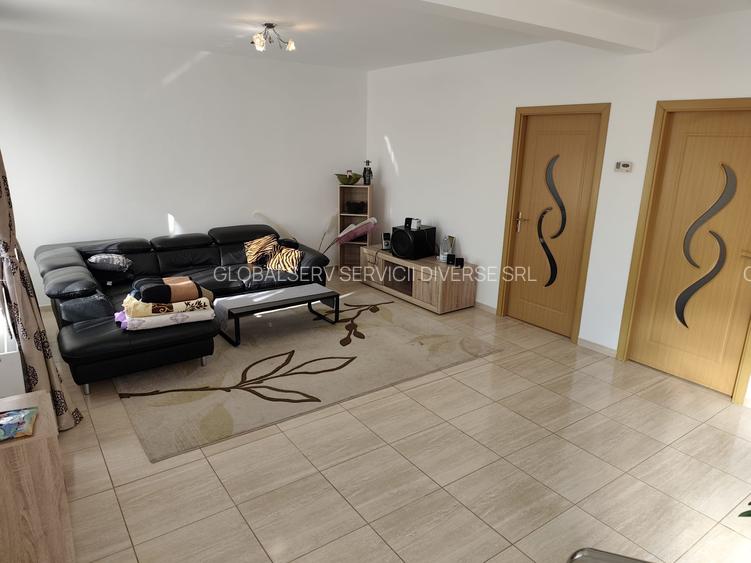 INCHIRIEZ casa 4 camere P+1+pod mobilata si utilata doar sa va mutati - 2