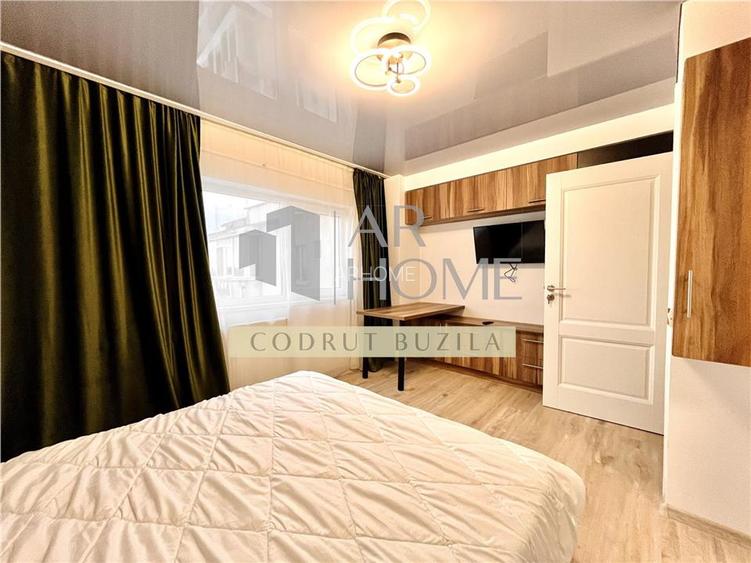 Apartament 3 camere, renovat, decomandat, Ploiești, Democratiei - 10