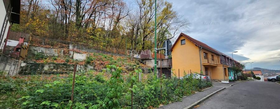 Teren in suprafata 376 mp in strada Matei Basarab la strada asfaltata priveliste - 3