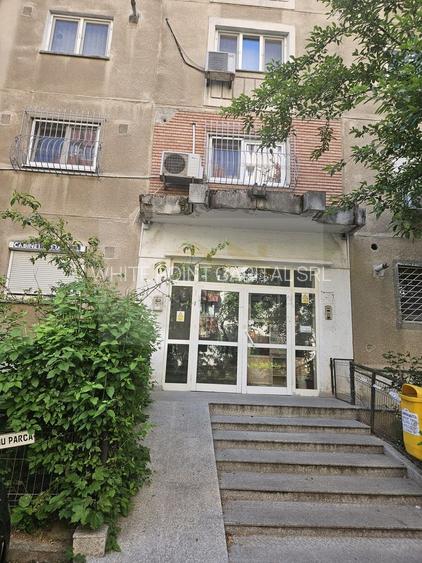 Apartament 2 camere de închiriat, Panduri, decomandat, etaj 5/8 - 2
