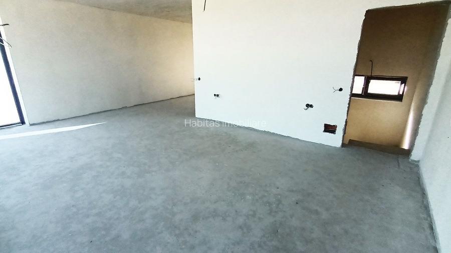 Casa noua ultra moderna, in  Europa, strada linistita, cu panorama ! - 11