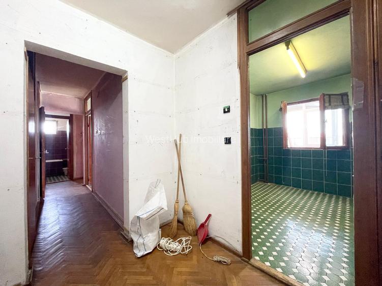 Apartament 3 camere pentru investitie - Complexul Studentesc - 9