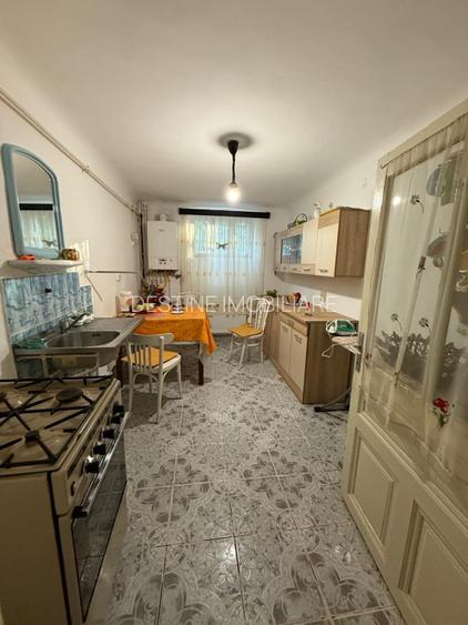 Casa zona centrala, teren 800 mp  - 13