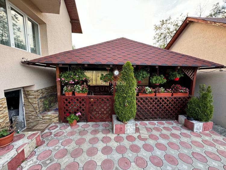 Casa 4 camere, anexe, recent renovata, foisor, teren 781mp, Izvoru, DB - 13