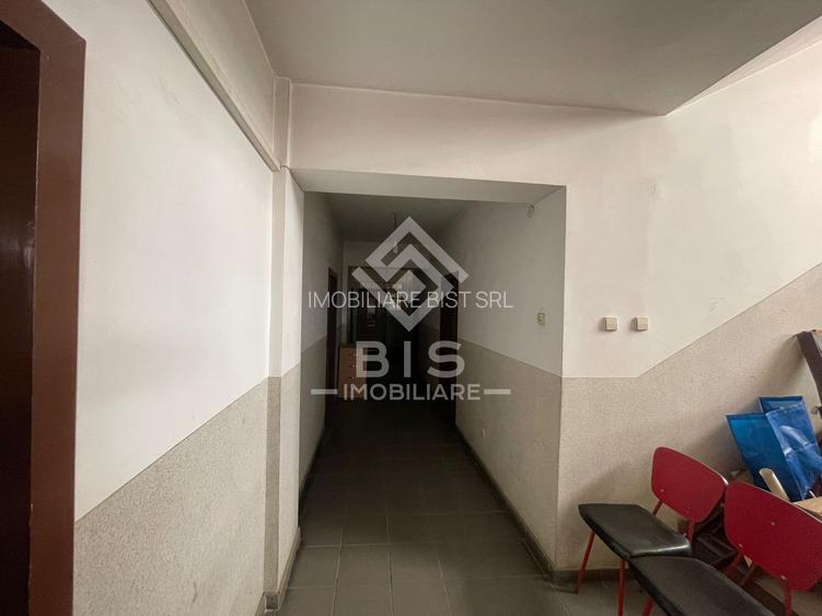 Hale Service Camioane & Utilaje Grele – Incinta Moisan - 10