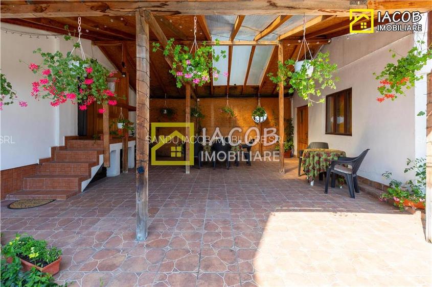 Vila/Pensiune D+P+E+M cu multiple functionalitati: locuit, HoReCa, turism, camin - 4