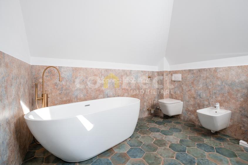 Vila / Casa de vanzare in Andrei Muresanu 2 unitati locative - 13