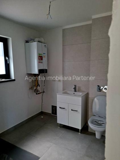 Casă / vilă Mărăcineni / Argeș , finisaje moderne ! - 24