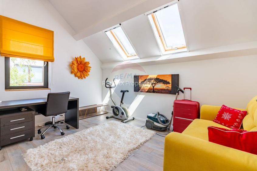 Casă / Vilă cu 5 camere de vanzare, Laguna Albastra, str. Fermei, Lidl - 15