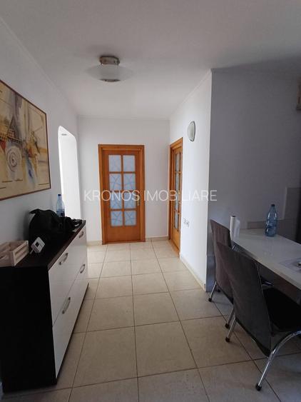 OCAZIE ! CENTRU 3 CAMERE DECOMANDATE 2 BALCOANE ETAJ 2 PRET 117.000 EU - 6