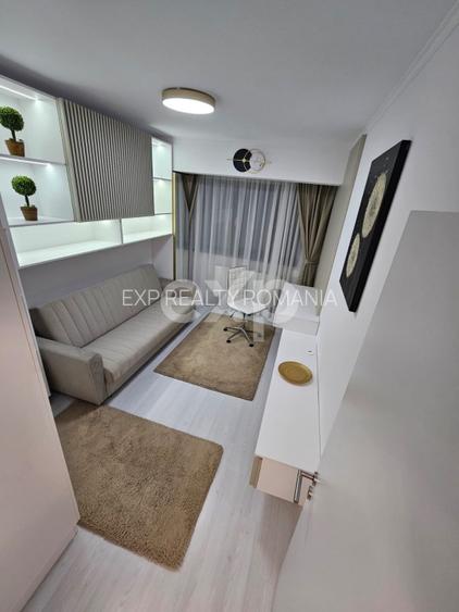 Vanzare apartament 3 camere bloc nou, Central - 5