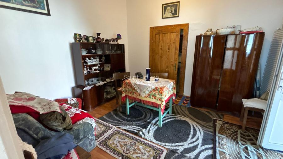 Doua case de vanzare 75 M² + curte 720 M² Piata Kalvin - 5