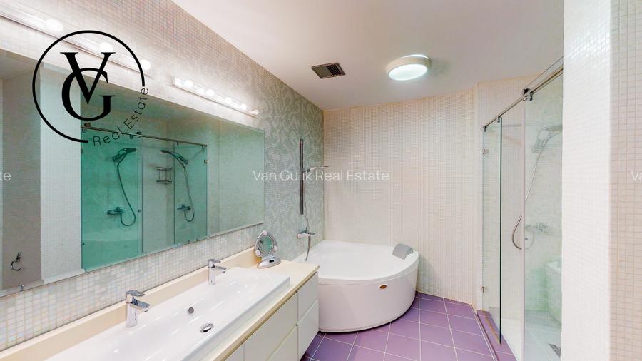 Vila unica in  Statiunea Mamaia- vedere la mare si lac - 17